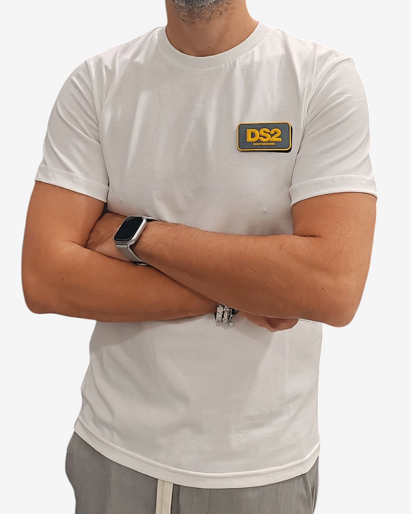 DS2 T-SHIRT FW25243 CON PACH COL. OFF WHITE